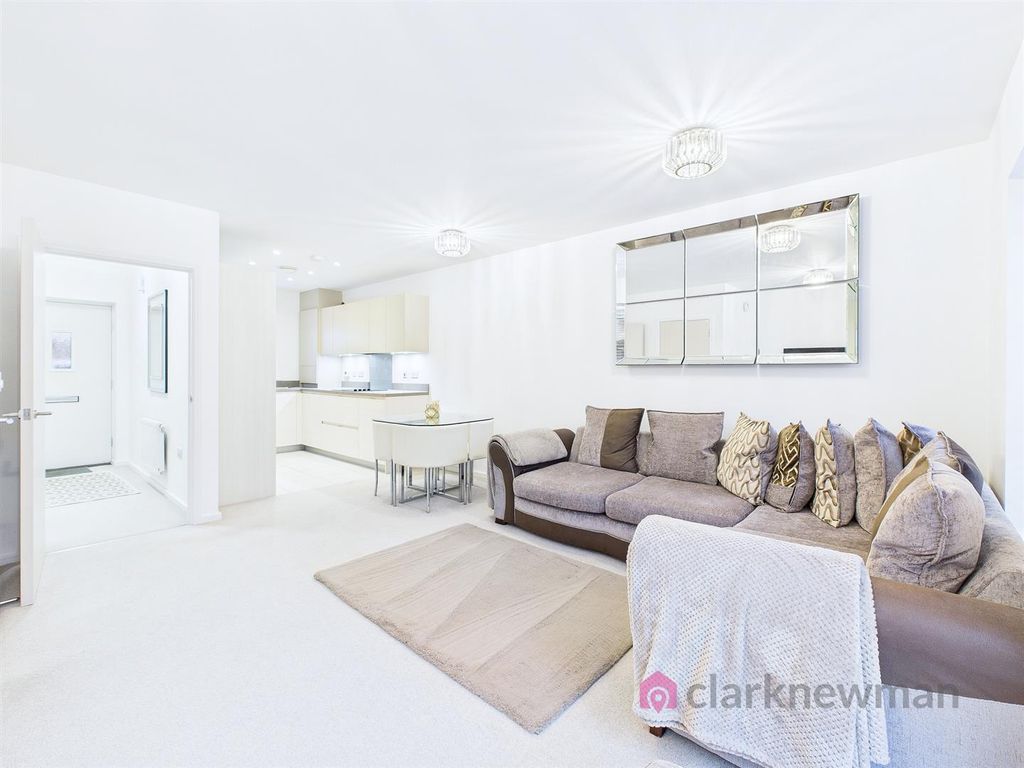 Property photo 2 of 13 Lounge/Diner