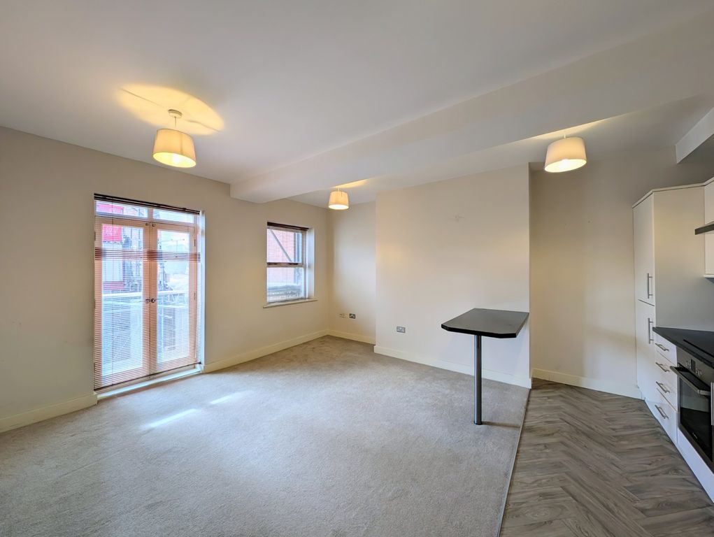Property photo 2 of 9 Picture No. 22