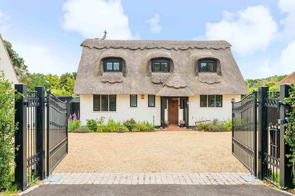 Property photo 1 of 14