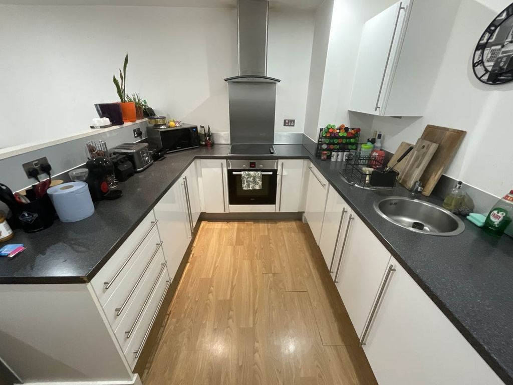 Property photo 3 of 8 Img_4779