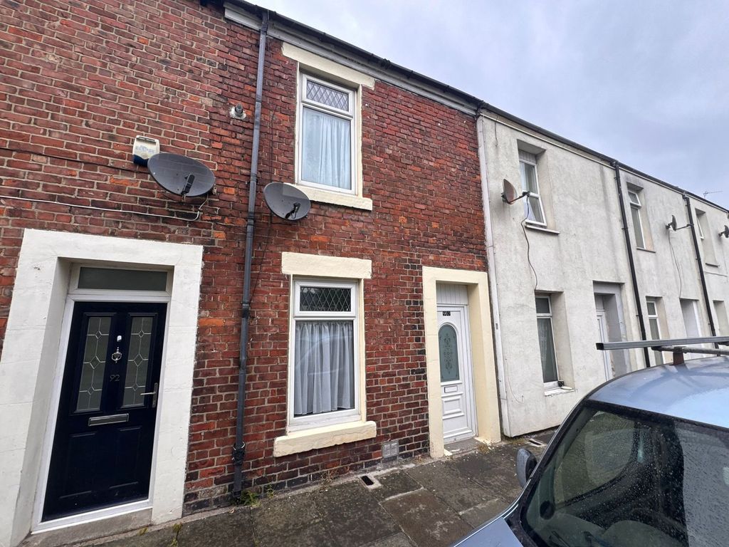 Property photo 1 of 6