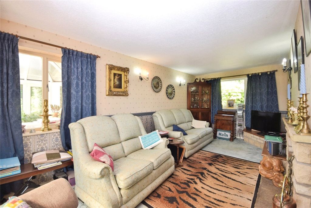 Property photo 3 of 29 Picture No. 03