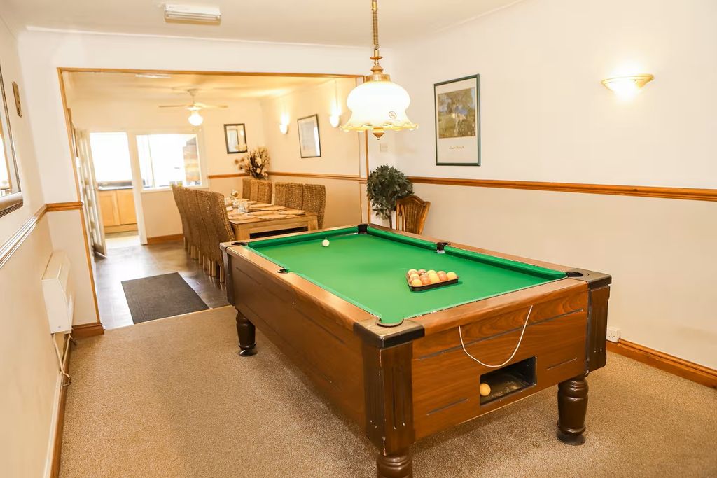 Property photo 3 of 20 Image 2