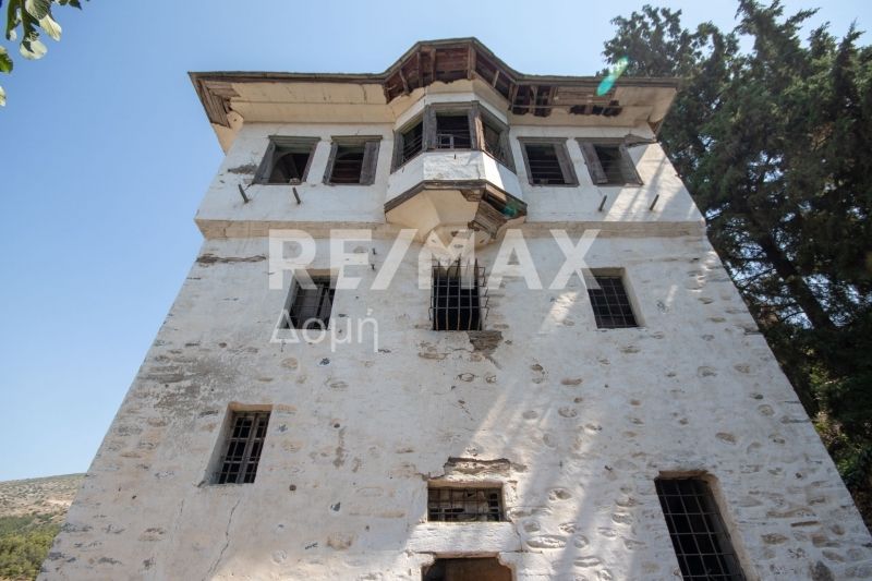 Property photo 1 of 25