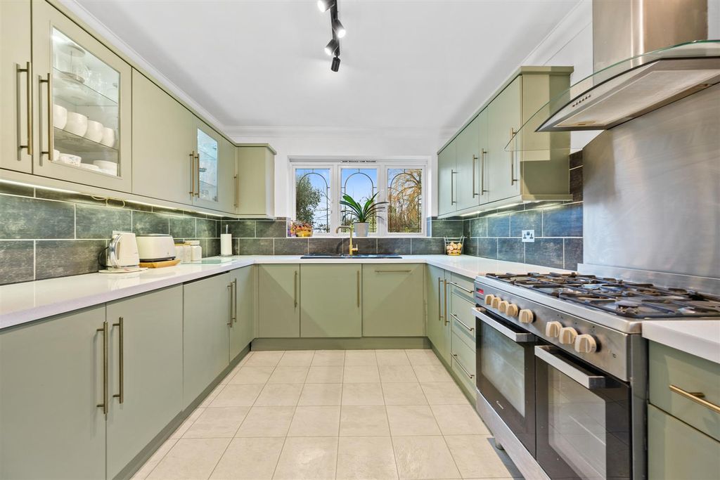 Property photo 3 of 19 1Bannatynerdweb09.Jpg