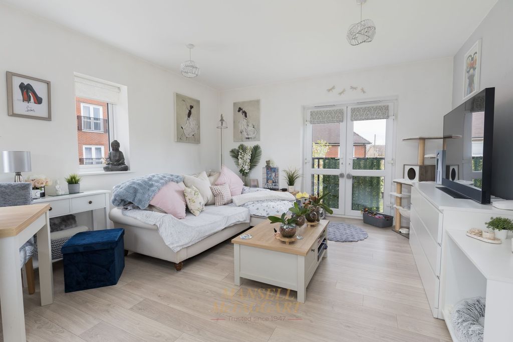 Property photo 3 of 15