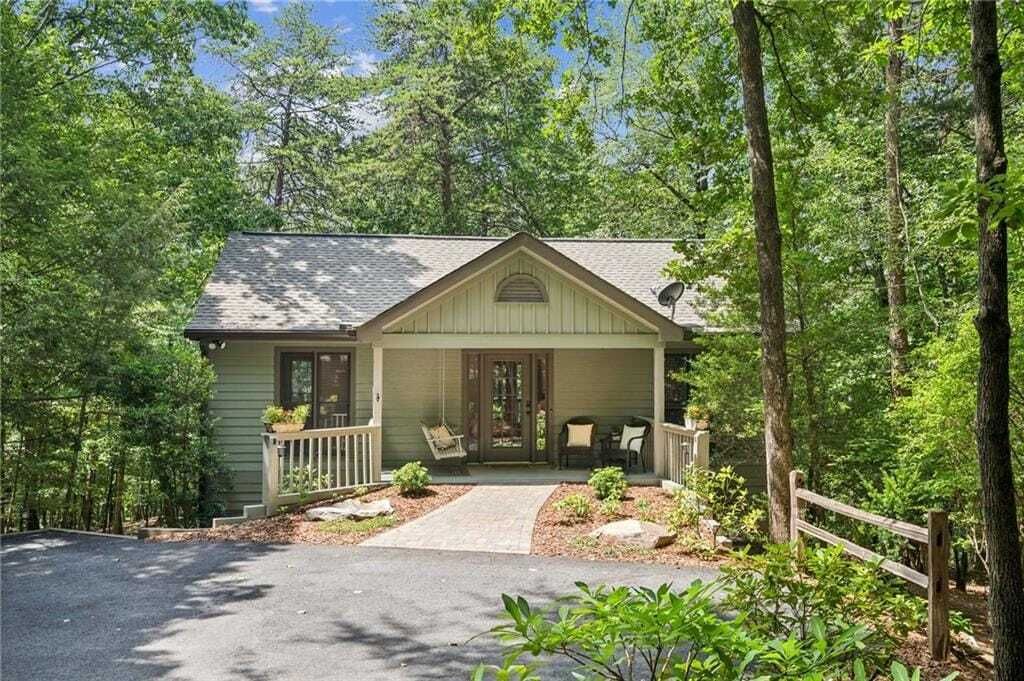 Property photo 1 of 31