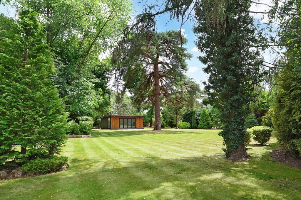 Property photo 3 of 26 Picture No. 05