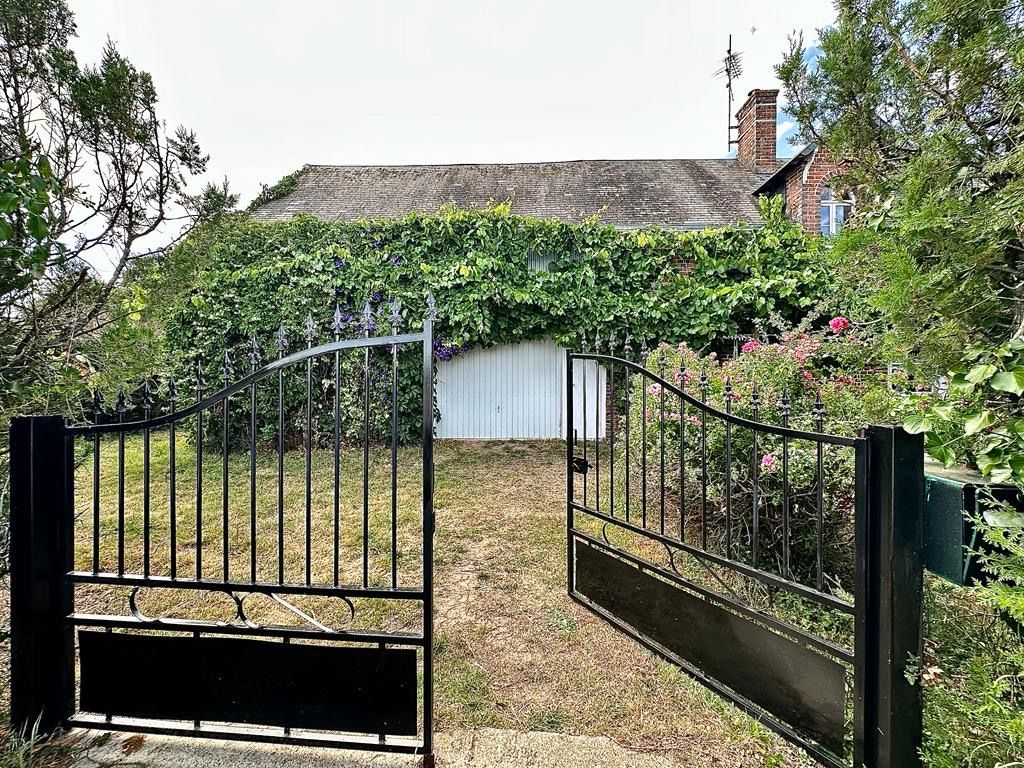 Property photo 3 of 30