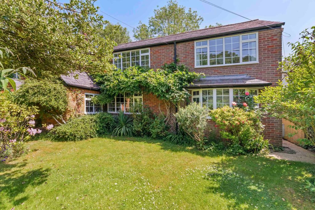 Property photo 2 of 17