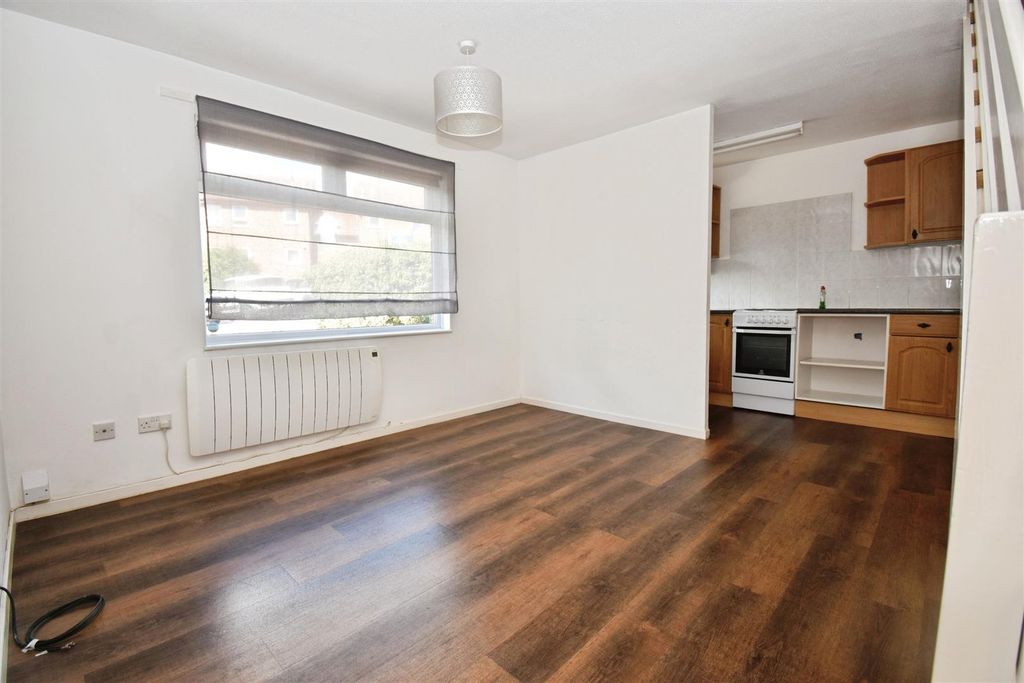 Property photo 3 of 8 389c54A4-Lc 20Kitchen 20Living 20Overview.Jpg