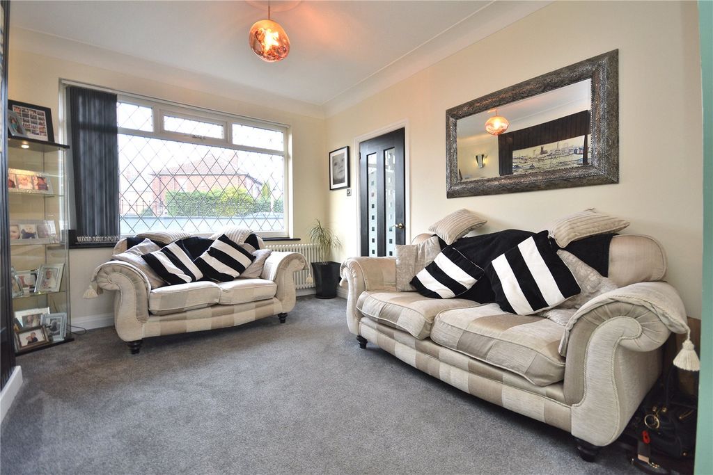 Property photo 3 of 19 Picture No. 20