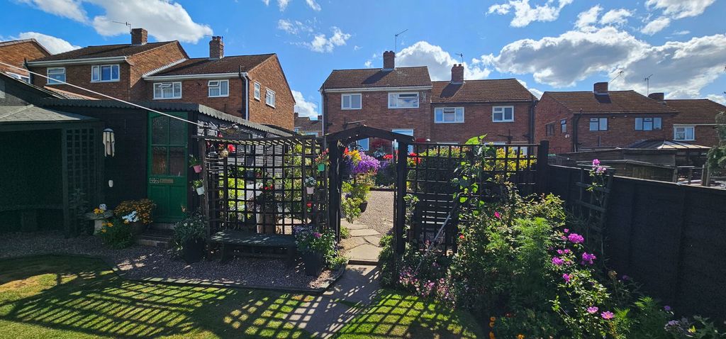 Property photo 2 of 17