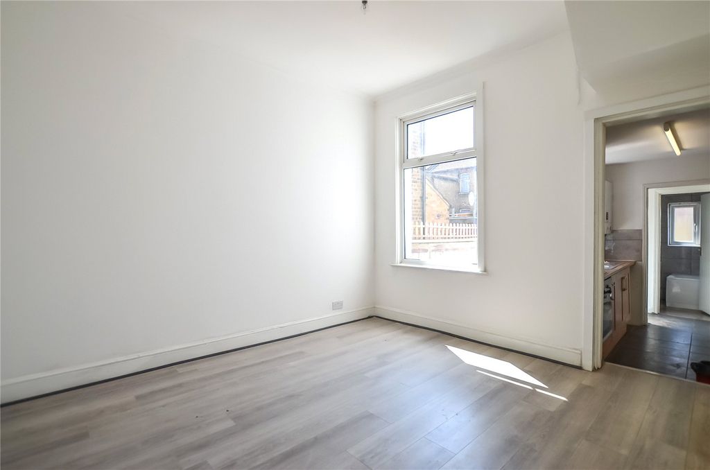 Property photo 1 of 12 Picture 1