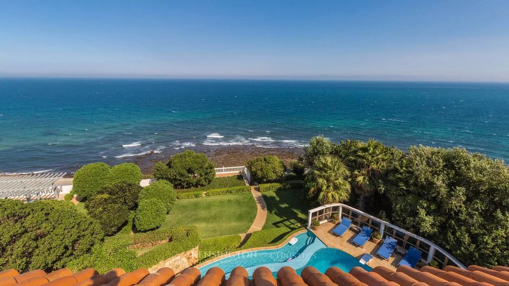 Property photo 1 of 31 Sea