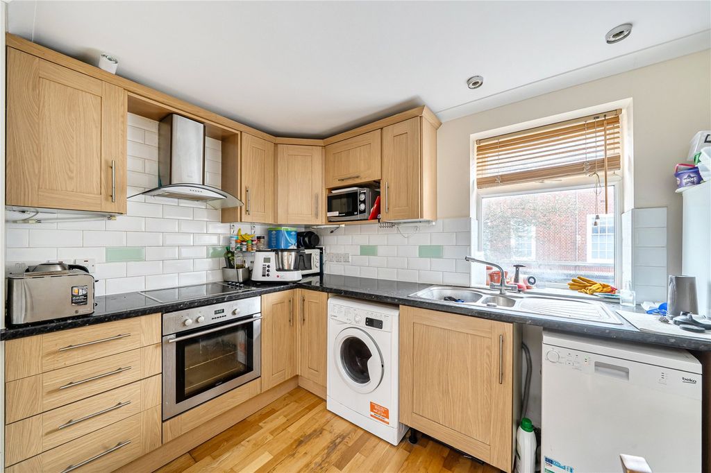 Property photo 3 of 13 Picture No. 13