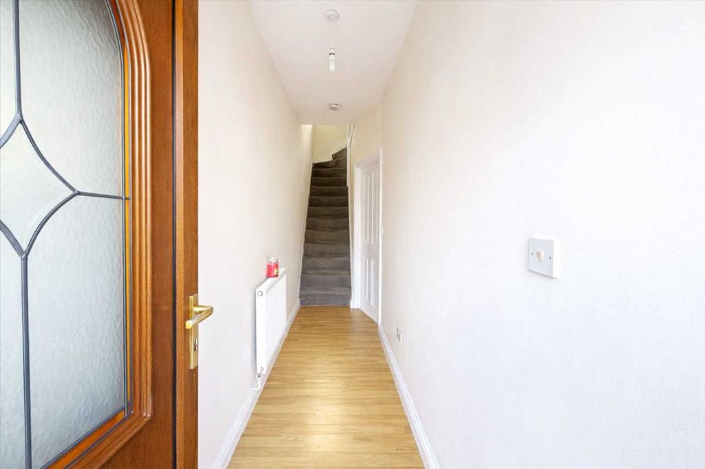 Property photo 2 of 19 Hall