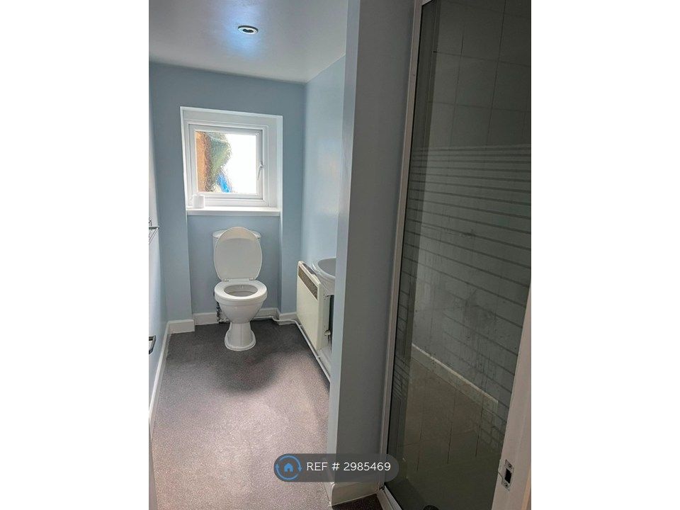 Property photo 3 of 3