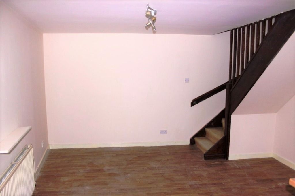 Property photo 2 of 6 Photo 2