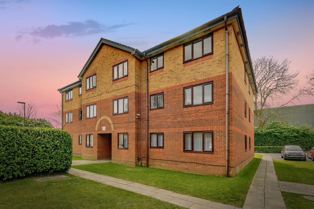 Property photo 1 of 11