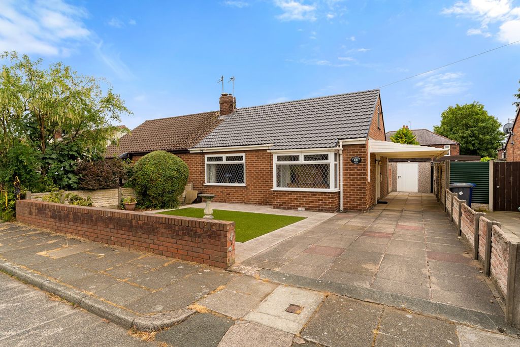 Property photo 1 of 17