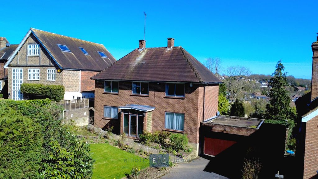 Property photo 1 of 24