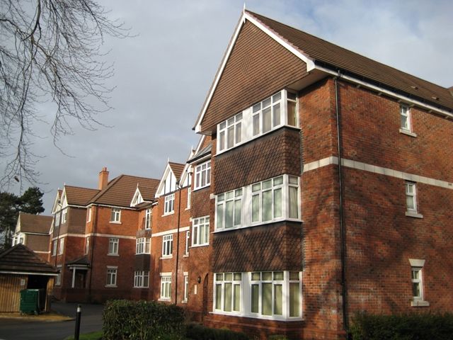 Property photo 2 of 10