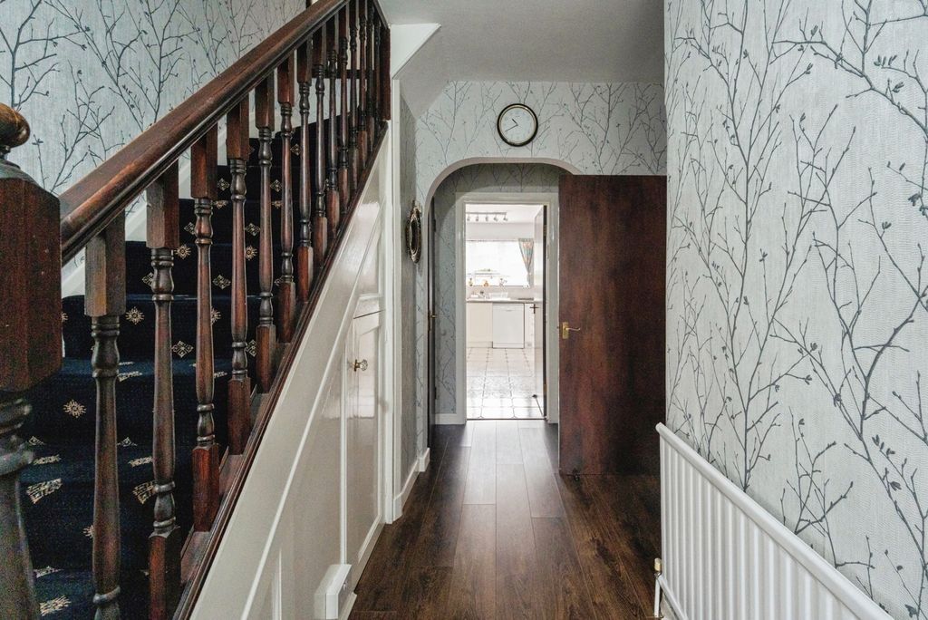Property photo 2 of 26 Pbox-Img.Jpg