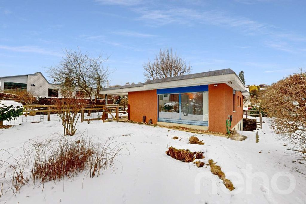 Property photo 2 of 12