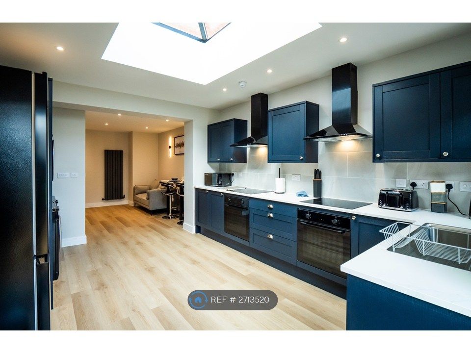 Property photo 3 of 20 Professional House Share - All En-Suite