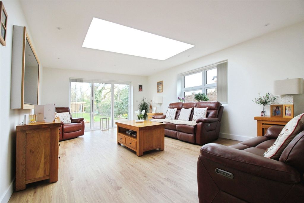 Property photo 2 of 15 Picture No. 03