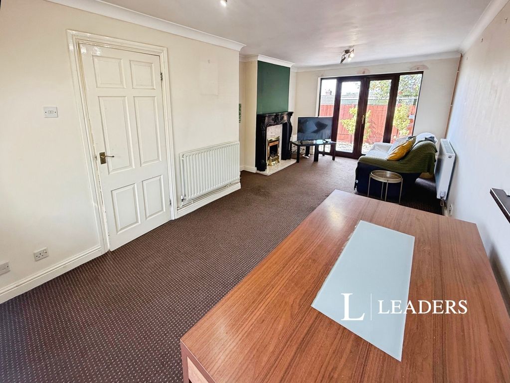 Property photo 3 of 16 Pbox-Img.Jpg