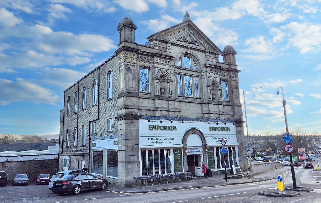 Property photo 1 of 12 Photo 1