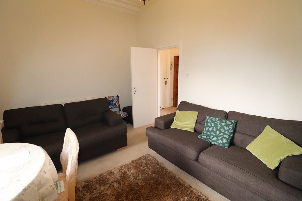 Property photo 3 of 9 Photo 3