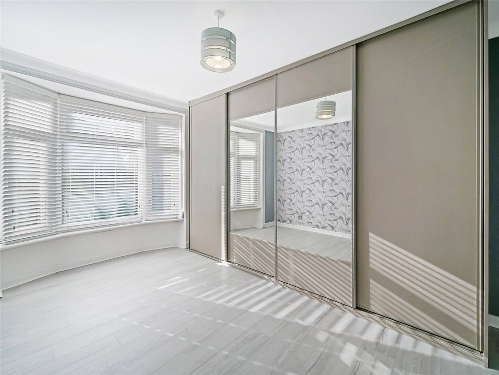 Property photo 3 of 21 Picture No. 13