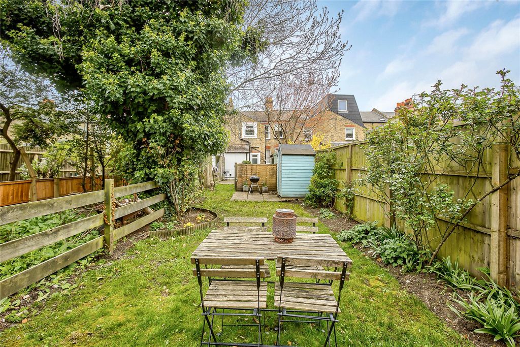 Property photo 2 of 15 Picture No. 01