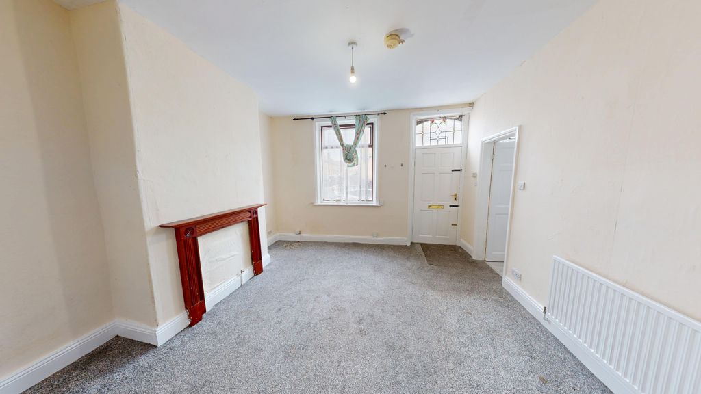 Property photo 2 of 6 278-St-Stephens-Rd-10092025_112400