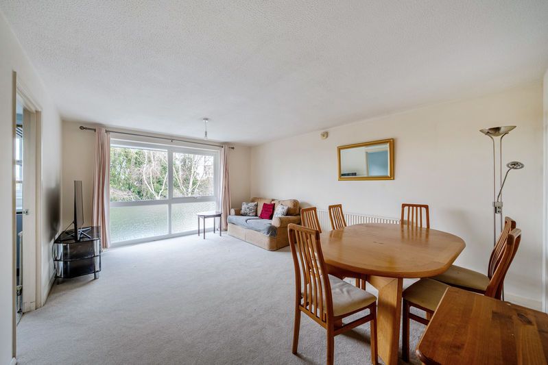 Property photo 2 of 10 Photo 8