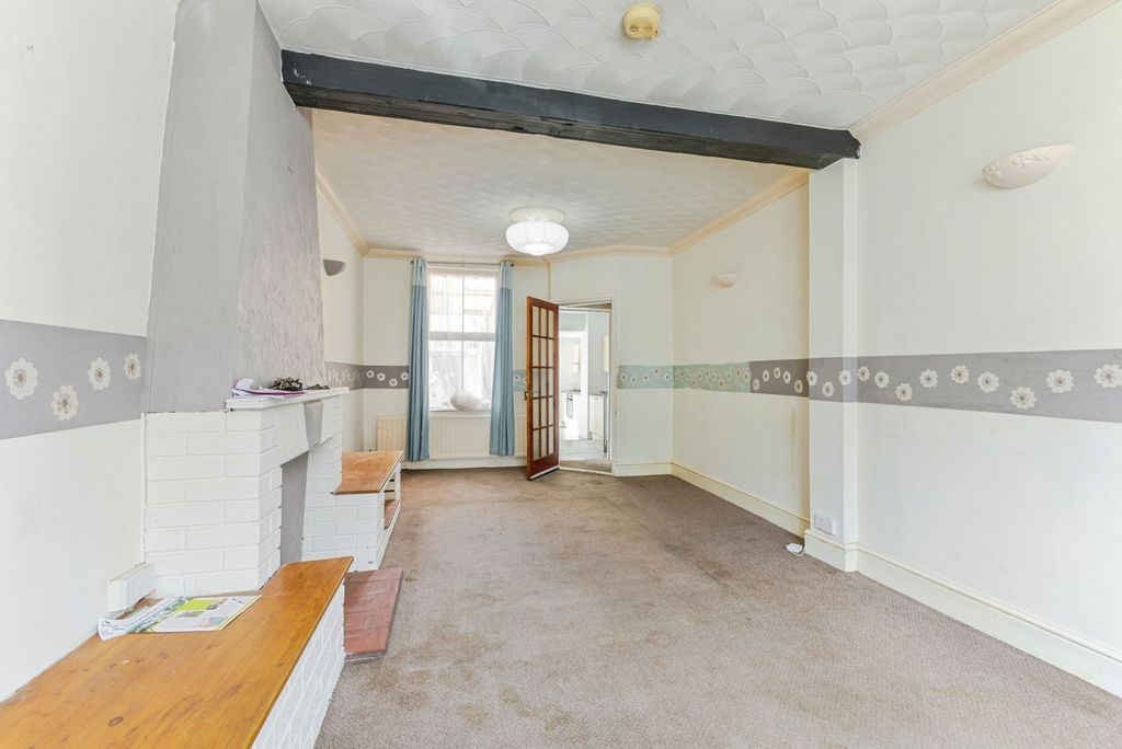 Property photo 2 of 18 Pbox-Img.Jpg