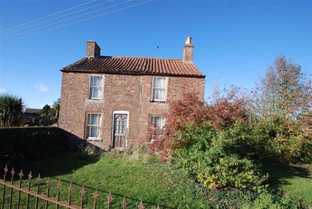 Property photo 2 of 5 Puzzledene Old Dwelling