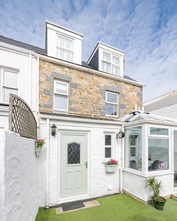 Property photo 3 of 20