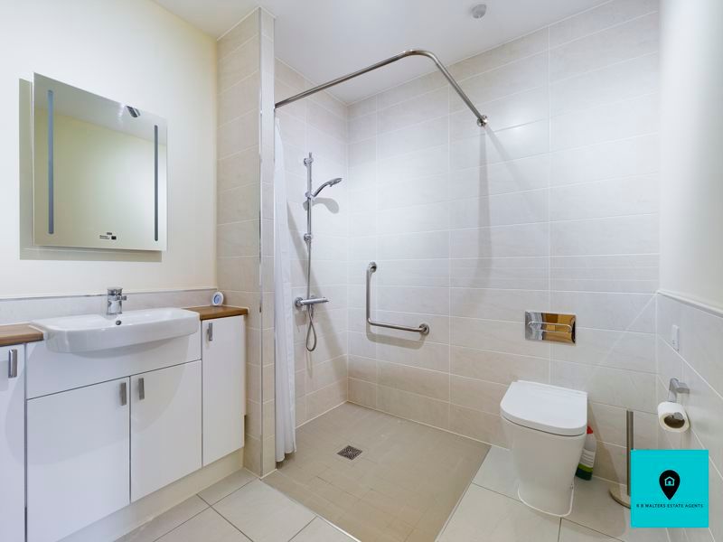 Property photo 3 of 10 Shower Room