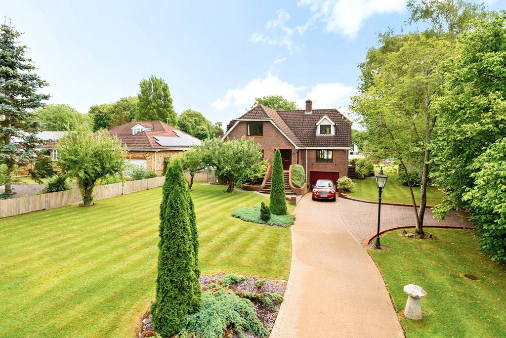 Property photo 1 of 18 Picture No. 33