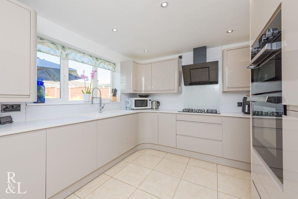 Property photo 3 of 37 4Alice (11).Jpg