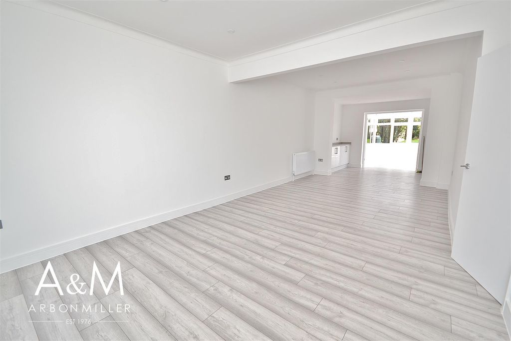 Property photo 1 of 18 16.Jpg