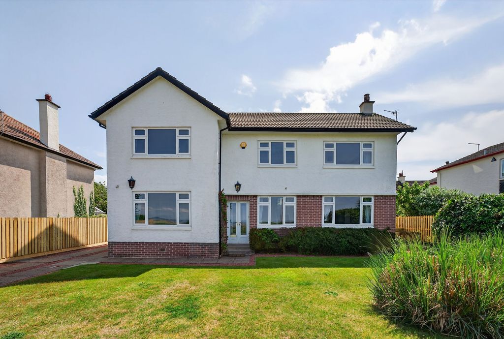 Property photo 1 of 42