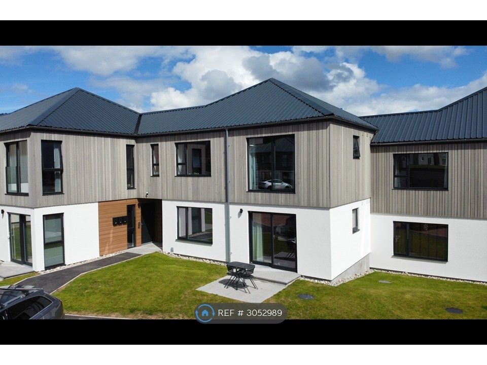 Property photo 1 of 10 Exterior (Ground Floor)
