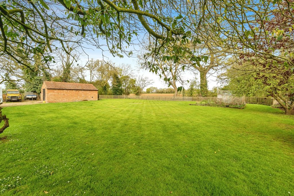 Property photo 3 of 44 Photo