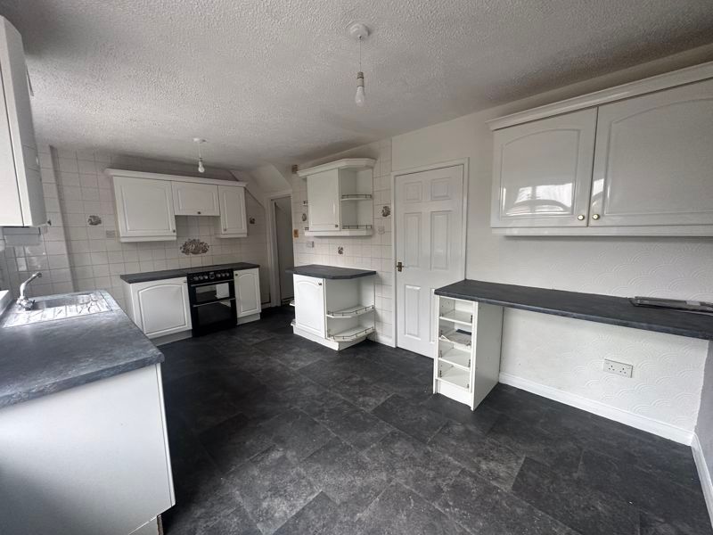 Property photo 3 of 12 Photo 3