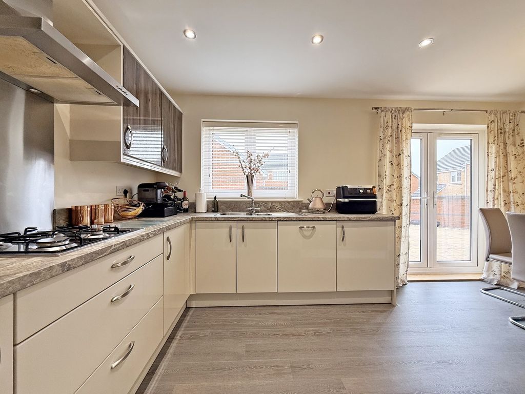 Property photo 3 of 37 Kitchen-Diner